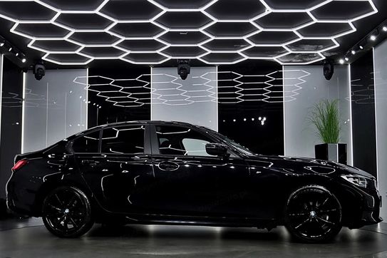 BMW Seria 3 318d M Sport aut