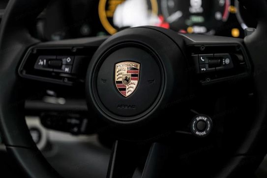 Porsche Panamera 4 E-Hybrid