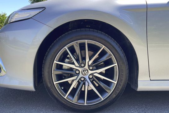 Toyota Camry Executive CVT