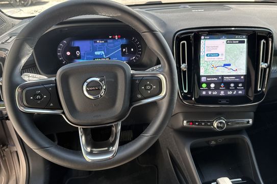 Volvo XC40 B4 AWD Plus Bright