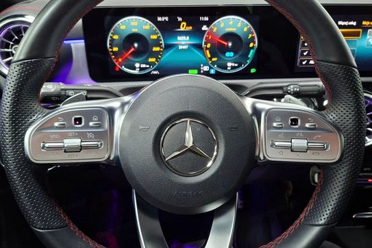 Mercedes CLA Shooting Brake 250 e AMG Line