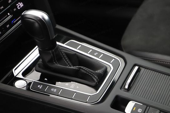 Volkswagen Arteon 2.0 TSI R-Line DSG
