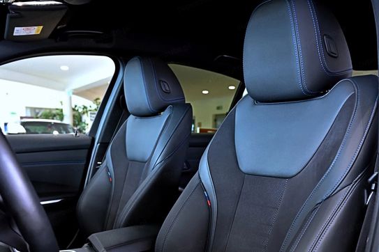 BMW Seria 3 320d xDrive M Sport