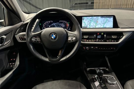 BMW Seria 1 118i Advantage aut