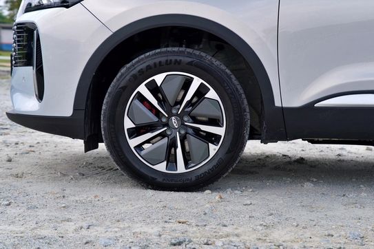 Chery Tiggo 4 Prestige 1.5 T-GDI HEV DHT