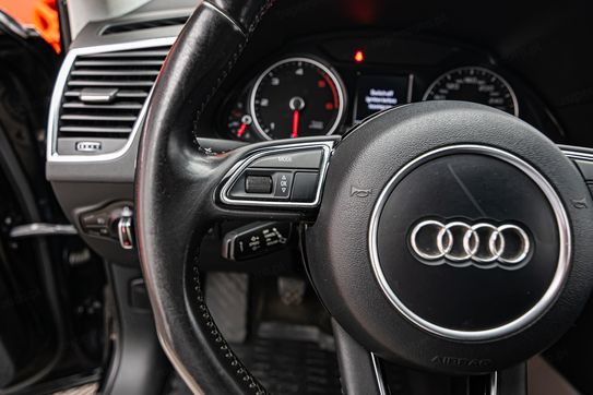 Audi Q5 2.0 TDI quattro S-Line