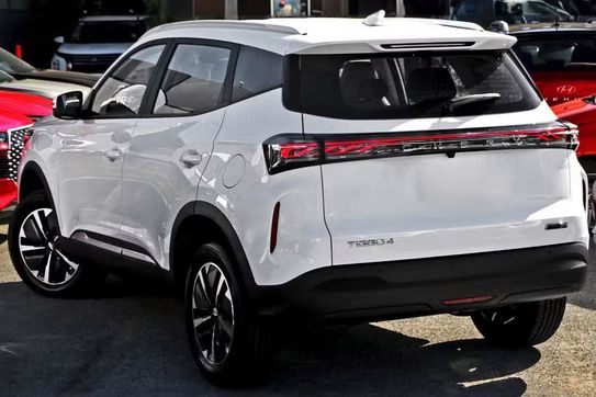 Chery Tiggo 4 Essential  1.5 T-GDI HEV DHT