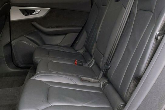 Audi Q7 50 TDI quattro S Line