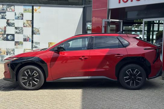 Toyota bZ4X Style EV