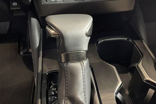 Lexus ES 300h Business Edition 2.5 E-CVT