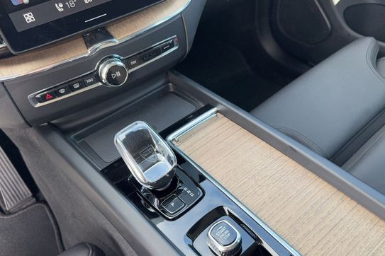 Volvo XC60 B5 B AWD Plus Bright aut