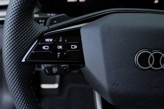 Audi A5 e-Hybrid quattro S line Avant
