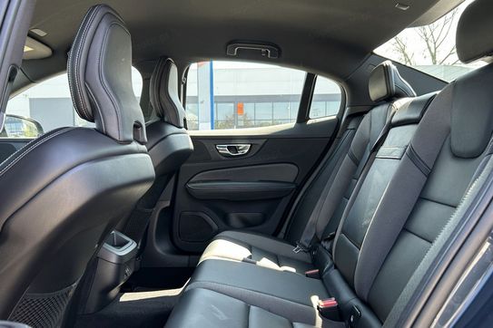 Volvo S60 B4 B R-Design aut