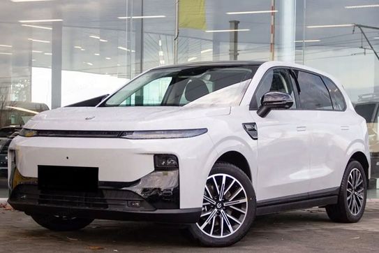 Leapmotor B10 Design Hybrid EV 18,8 kWh