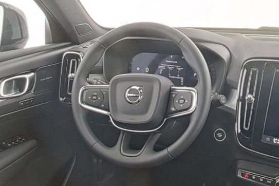 Volvo XC40 B3 Black Edition Plus