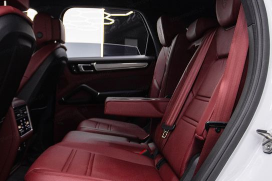 Porsche Cayenne Platinum Edition