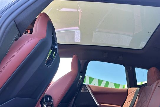 BMW iX xDrive60 111.5kWh
