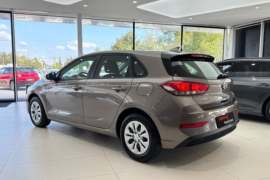 Hyundai i30 1.5 DPI Classic +