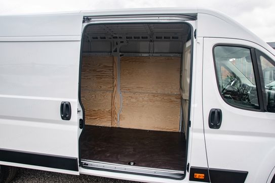Peugeot Boxer Heavy L4H2 AT8