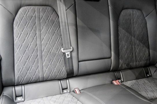 Audi A6 TDI quattro S line Avant