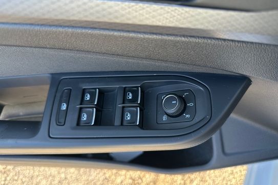 Volkswagen Golf Active 1.0 TSI