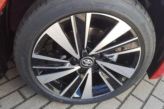 Toyota Corolla Style 1.8 Hybrid