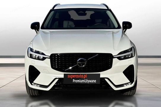 Volvo XC60 B5 B AWD Plus Dark