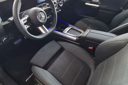 Mercedes GLA 220  4-Matic AMG Line