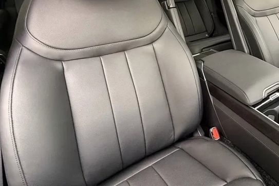 Land Rover Range Rover P550e Autobiography