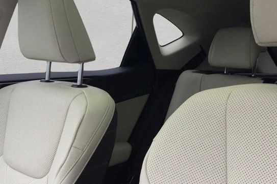 Lexus NX 350h Omotenashi 2.5 Hybrid AWD