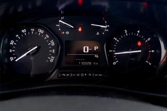 Peugeot Expert L2H1 AT