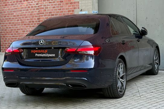 Mercedes Klasa E 220 d 4-Matic AMG Line