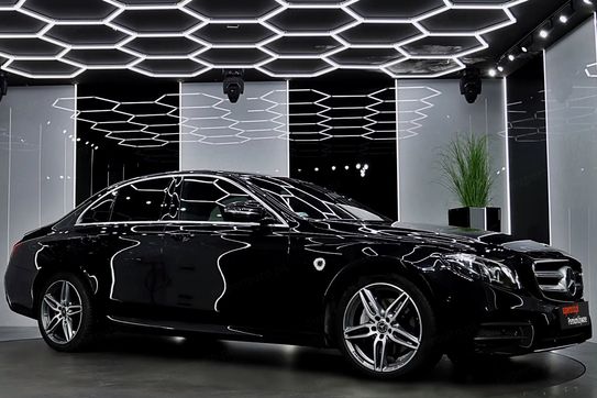 Mercedes Klasa E 220 d 4-Matic 9G-TRONIC