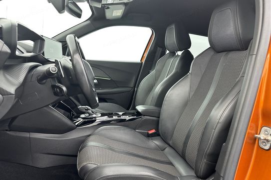 Peugeot 2008 GT 1.2 PureTech EAT8