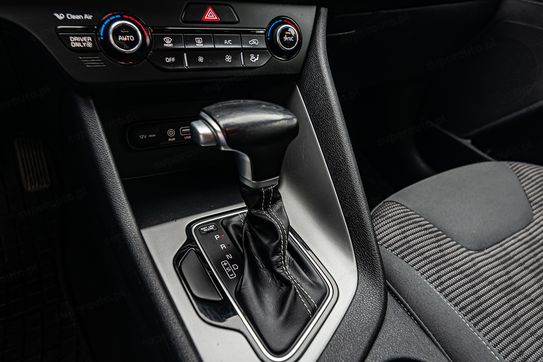 Kia Niro 1.6 GDI Hybrid M