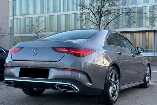 Mercedes CLA 200 AMG Line