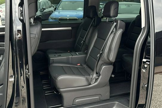 Peugeot Traveller XL L2H1 Business VIP