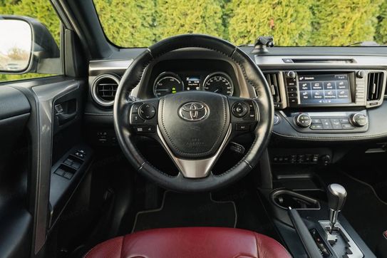 Toyota RAV4 Hybrid Selection 4x2