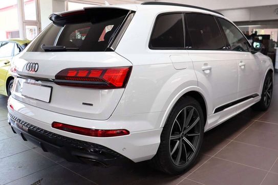 Audi Q7 50 TDI quattro S Line