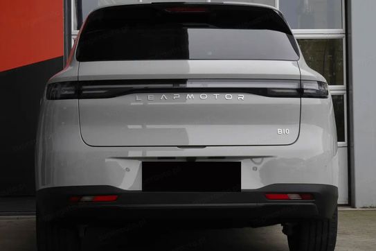 Leapmotor B10 Design Hybrid EV 18,8 kWh