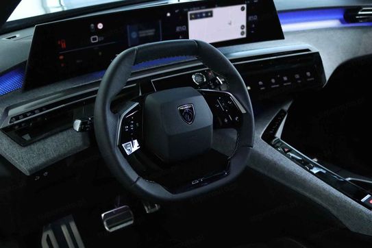 Peugeot 5008 GT Exclusive S&S e-DCS6 1.2 PureTech mHEV