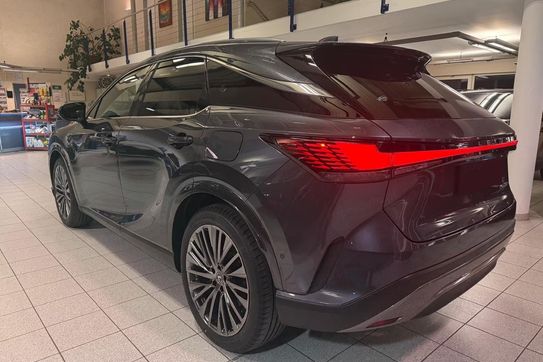 Lexus RX 450h+ Omotenashi 2.5 Hybrid Plug-in