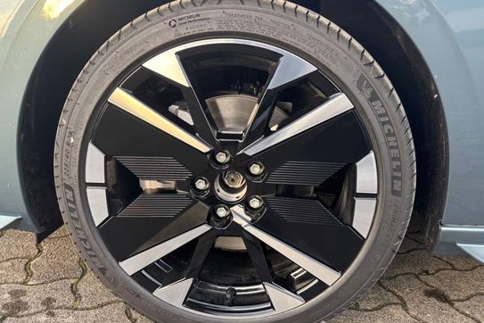 Peugeot 308 GT e-DCS7 1.6 Plug-in HYBRID PHEV