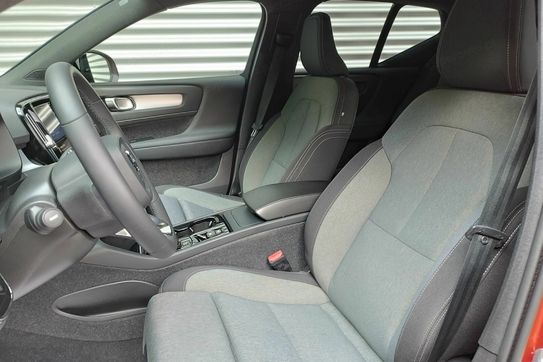 Volvo XC40 B3 Plus Dark