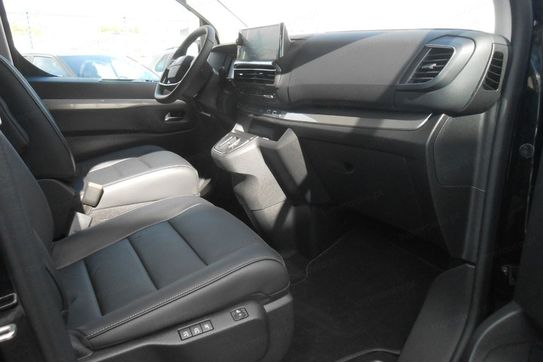 Peugeot Traveller Long L2H1 Business VIP EAT8