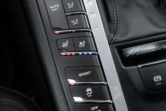 Porsche Macan Standard