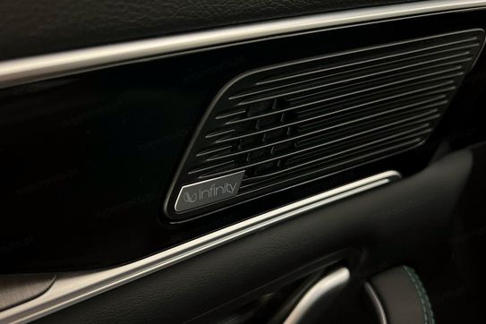 BYD Seal U DM-i  Design AWD