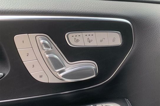 Mercedes V Klasa V300d Długi Avantgarde 4-Matic 9G-Tronic