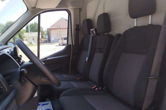 Ford Transit L4H3
