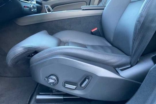 Volvo XC60 B5 B AWD Plus Dark